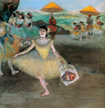 Tänzer mit einem Blumenstrauß Verbeugung 1877 Edgar Degas Ölgemälde